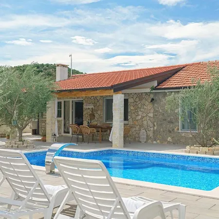 Holiday home Lovely In *