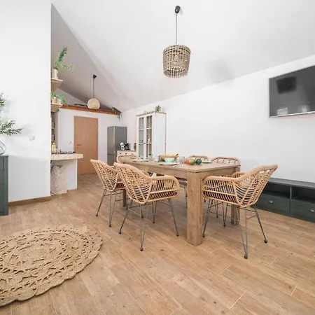 Holiday home Lovely In Vodice