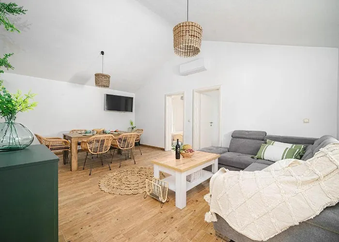 Lovely In בית נופש *