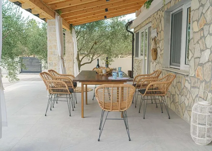 בית נופש Lovely In